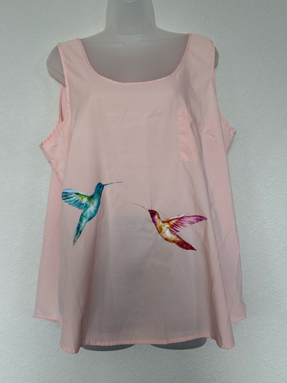 Faded Glory Light Pink Tank Top with Colorful Hummingbird Motif
